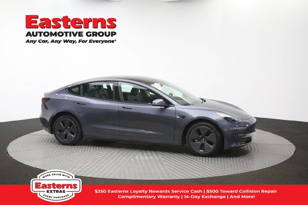 Used 2023 Tesla Model 3 Standard Range RWD image 42