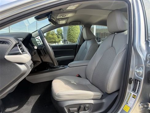Used 2024 Toyota Camry XSE image 13