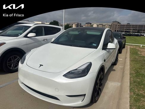 Used 2022 Tesla Model Y Performance AWD/4WD image 1