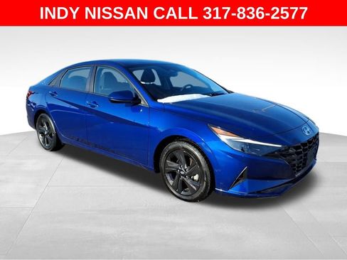 Used 2021 Hyundai Elantra SEL image 1