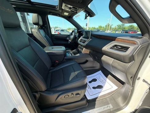 Certified 2022 Chevrolet Suburban High Country AWD/4WD image 33