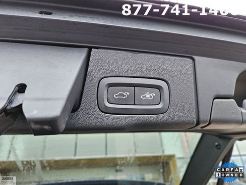 Certified 2025 Volvo XC60 B5 Core image 11