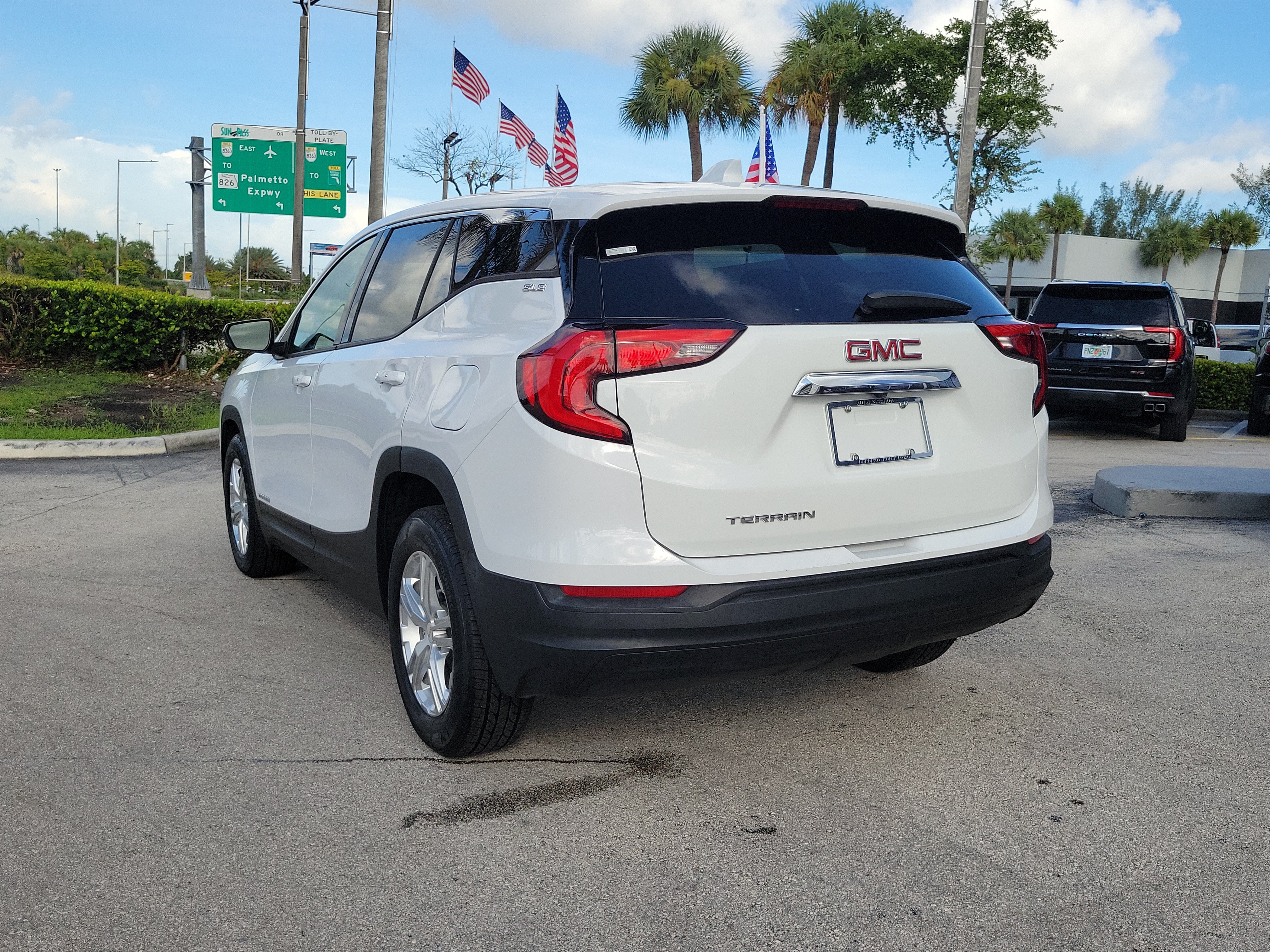 Used 2020 GMC Terrain SLE FWD image 7