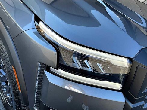 New 2026 Nissan Frontier PRO-4X image 13