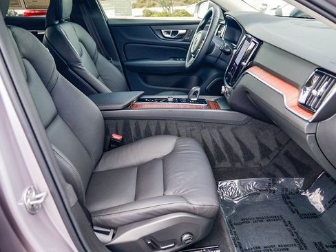 Certified 2026 Volvo V60 B5 Cross Country Plus w/ Climate Package image 18