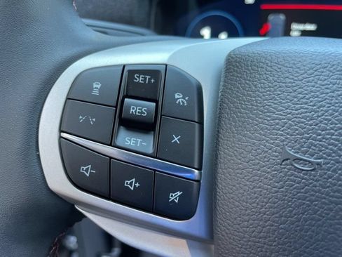 New 2026 Ford Explorer Active w/ Active Comfort Package AWD/4WD image 27