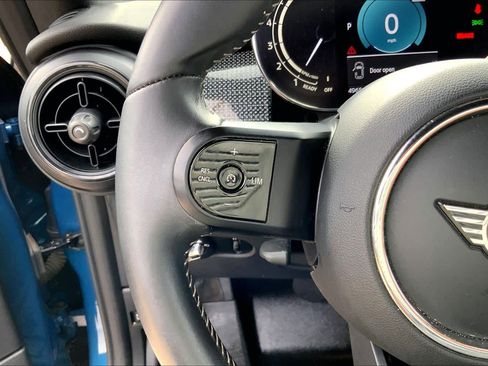 Used 2022 MINI Cooper Convertible w/ Signature Upholstery Package FWD image 23