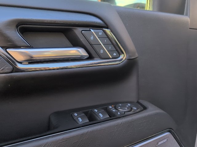 Used 2024 GMC Sierra 2500 AT4X AWD/4WD image 25