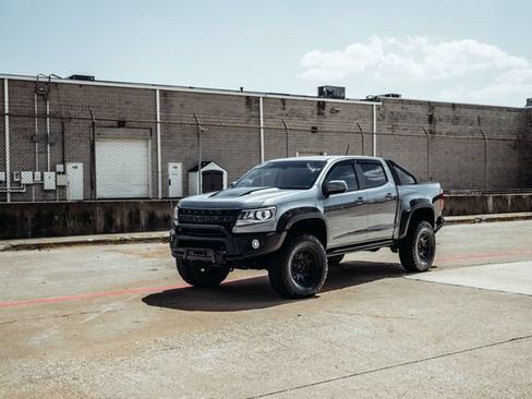 Used 2019 Chevrolet Colorado ZR2 w/ Colorado ZR2 Bison Edition AWD/4WD image 39