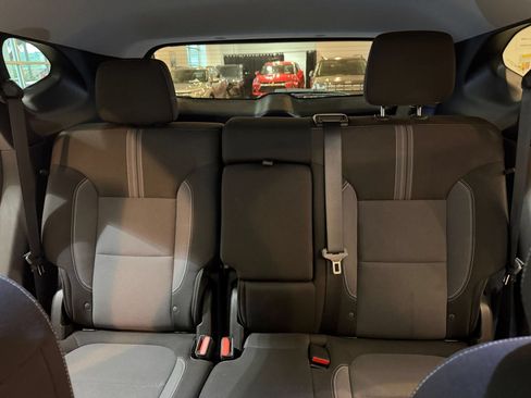 Used 2025 Chevrolet Blazer LT FWD image 37