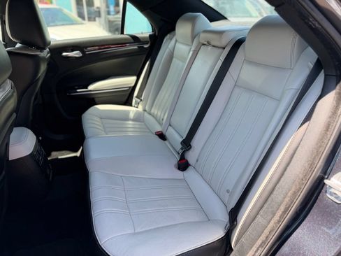 Used 2017 Chrysler 300 S AWD/4WD image 9