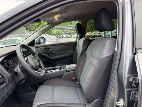 Used 2023 Nissan Rogue SV AWD/4WD image 13