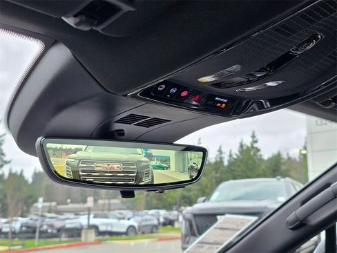 New 2026 Cadillac Lyriq Premium Sport image 27