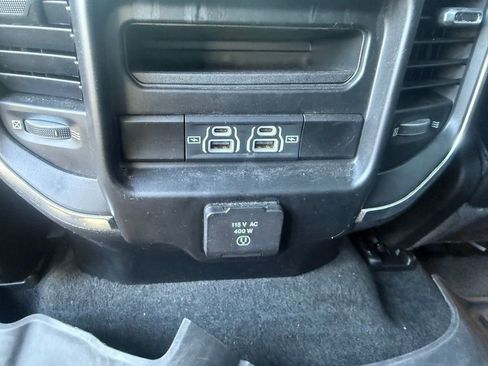 Used 2023 RAM 1500 Laramie AWD/4WD image 43