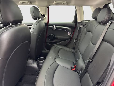 Used 2023 MINI Cooper 4-Door Hardtop FWD image 37