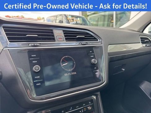Certified 2023 Volkswagen Tiguan SE w/ Panoramic Sunroof Package AWD/4WD image 14