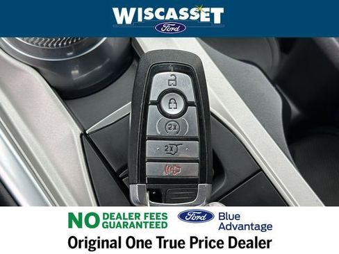 Certified 2022 Ford Explorer Limited w/ Hybrid Equipment Group 310A image 16