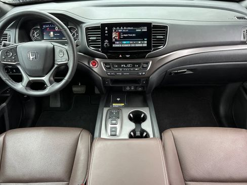 Certified 2024 Honda Passport EX-L image 15