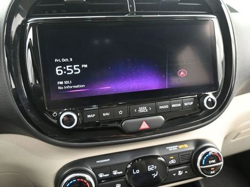 Used 2023 Kia Soul EX image 34