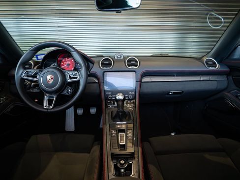Certified 2025 Porsche 718 Boxster GTS RWD image 24
