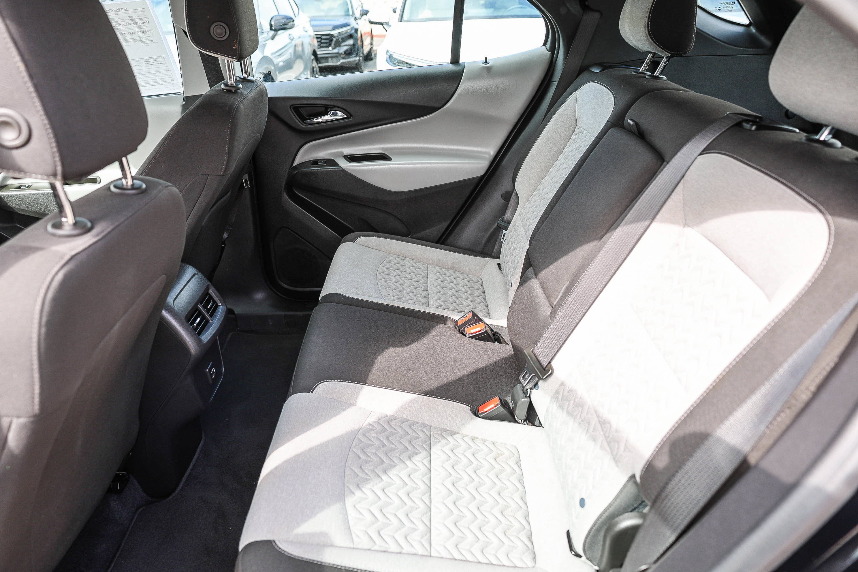 Used 2024 Chevrolet Equinox LS FWD image 7
