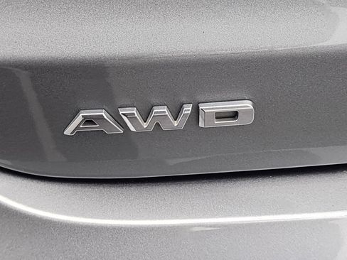 Used 2023 Cadillac XT6 Sport w/ Platinum Package image 13