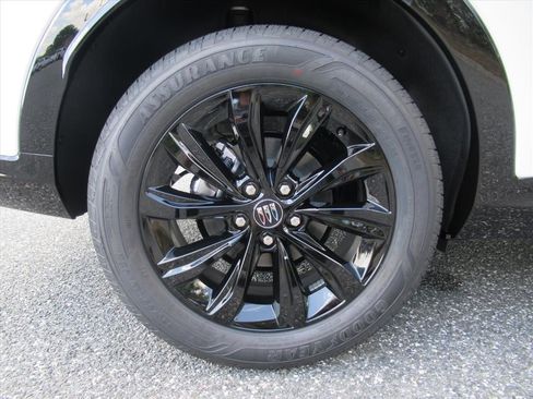 New 2026 Buick Envista Sport Touring w/ Advanced Safety Package FWD image 7