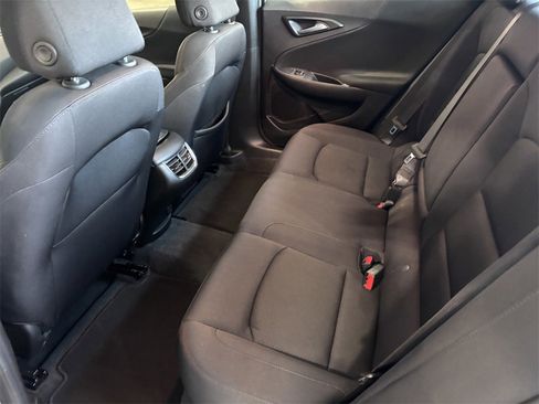 Used 2024 Chevrolet Malibu LT image 12