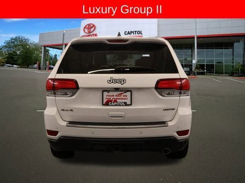 Used 2020 Jeep Grand Cherokee Limited w/ Luxury Group II image 6