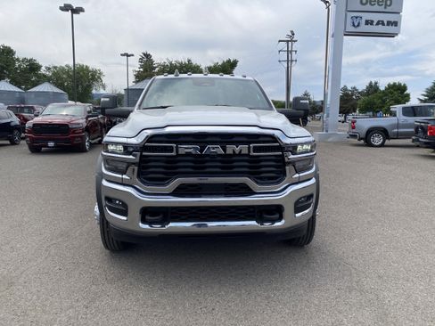 New 2025 RAM 4500 Tradesman AWD/4WD image 13