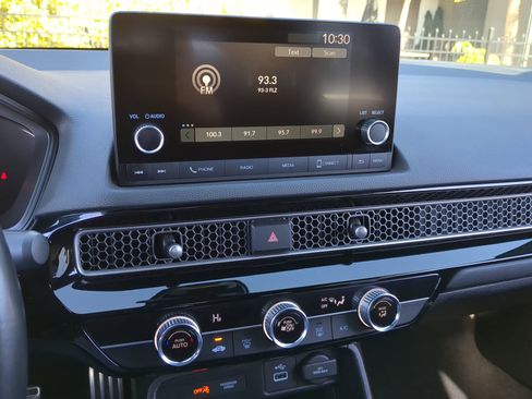 Used 2024 Honda Civic Sport image 21