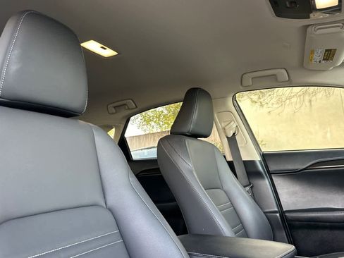 Used 2018 Lexus NX 300h AWD image 18