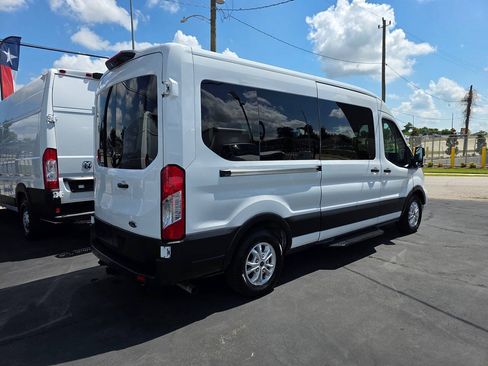 Used 2021 Ford Transit 350 XLT RWD image 6