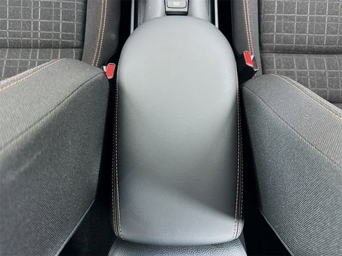 Certified 2023 Honda HR-V Sport image 24