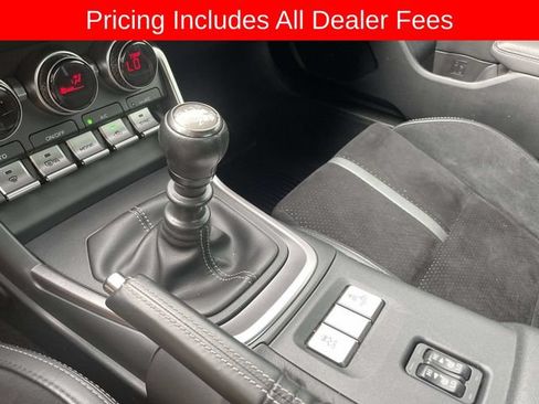 Used 2025 Toyota GR86 Premium RWD image 33