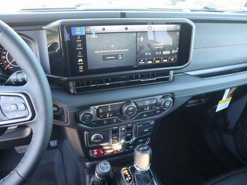 New 2026 Jeep Wrangler Rubicon image 5