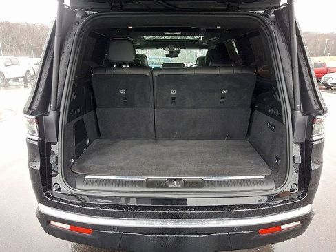 Used 2022 Jeep Grand Wagoneer Series III w/ Rear Seat Video Group 1 image 29
