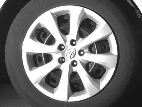 Used 2025 Toyota Corolla LE FWD image 16