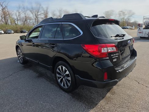 Used 2017 Subaru Outback 2.5i Limited image 5