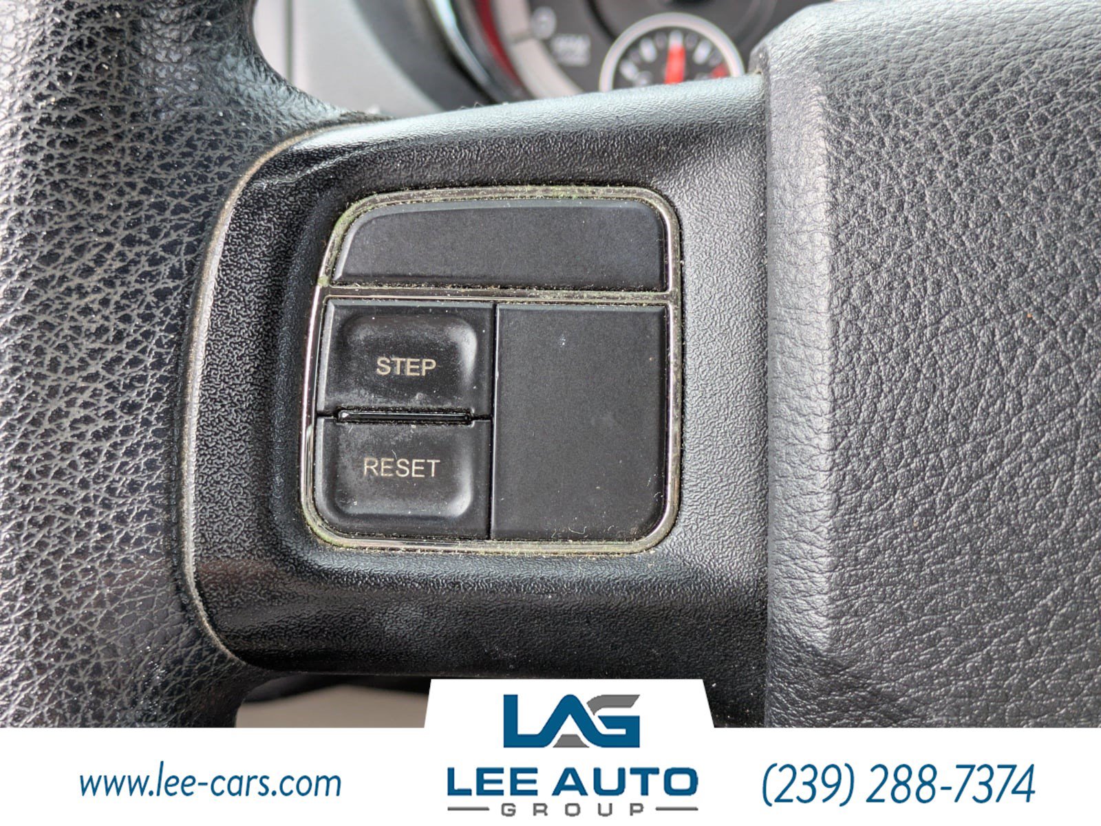 Used 2013 Dodge Grand Caravan SXT w/ Entertainment Group 1 FWD image 20