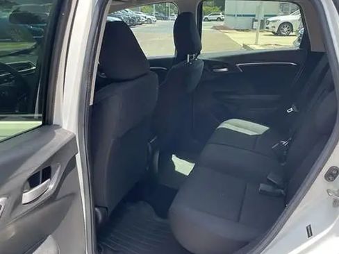 Used 2011 Honda CR-V SE image 16