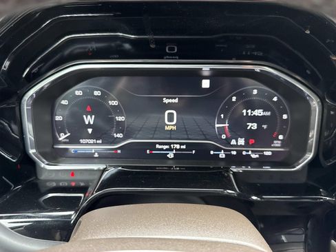 Used 2023 GMC Sierra 1500 SLT w/ SLT Premium Package AWD/4WD image 16
