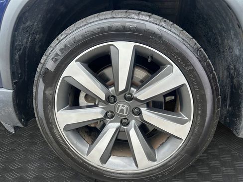 Used 2023 Honda Pilot Touring image 14