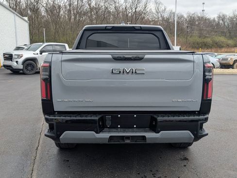 Used 2025 GMC Sierra EV Denali image 6