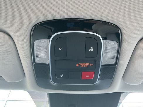 Used 2025 Hyundai Sonata SEL FWD image 14