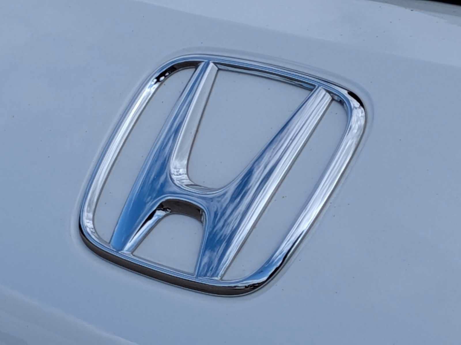 Certified 2025 Honda HR-V Sport image 13