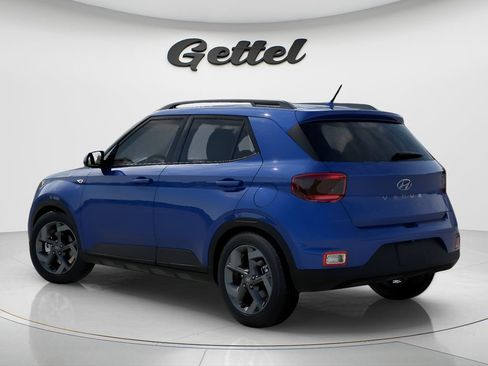 Used 2025 Hyundai Venue Limited FWD image 5