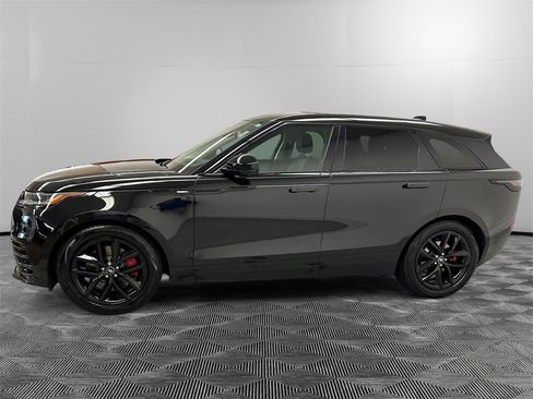 Used 2025 Land Rover Range Rover Velar Dynamic SE image 2