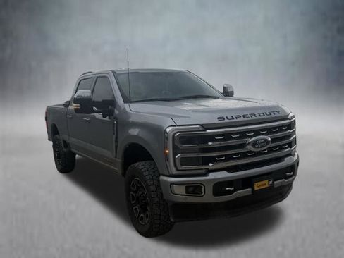 Used 2024 Ford F250 Platinum AWD/4WD image 3