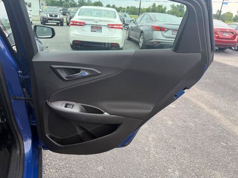 Used 2023 Chevrolet Malibu LS FWD image 17
